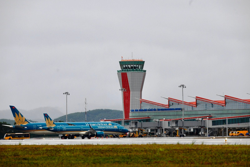 Việc đưa thêm 3 công trình lớn trên địa bàn tỉnh Quảng Ninh vào khai thác hôm nay nhằm phát huy hiệu quả hơn hệ thống đường bộ cao tốc, bến cảng, sân bay đã được đầu tư ở phía Bắc, tiếp tục thúc đẩy liên kết vùng góp phần kết nối toàn khu vực và tam giác phát triển Hà Nội - Hải Phòng - Quảng Ninh.