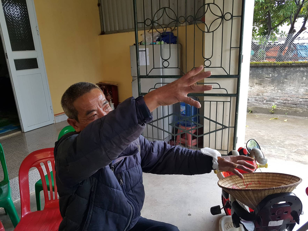 Hang xom that kinh ke lai giay phut chung kien con gai tuoi xang, dot me-Hinh-3