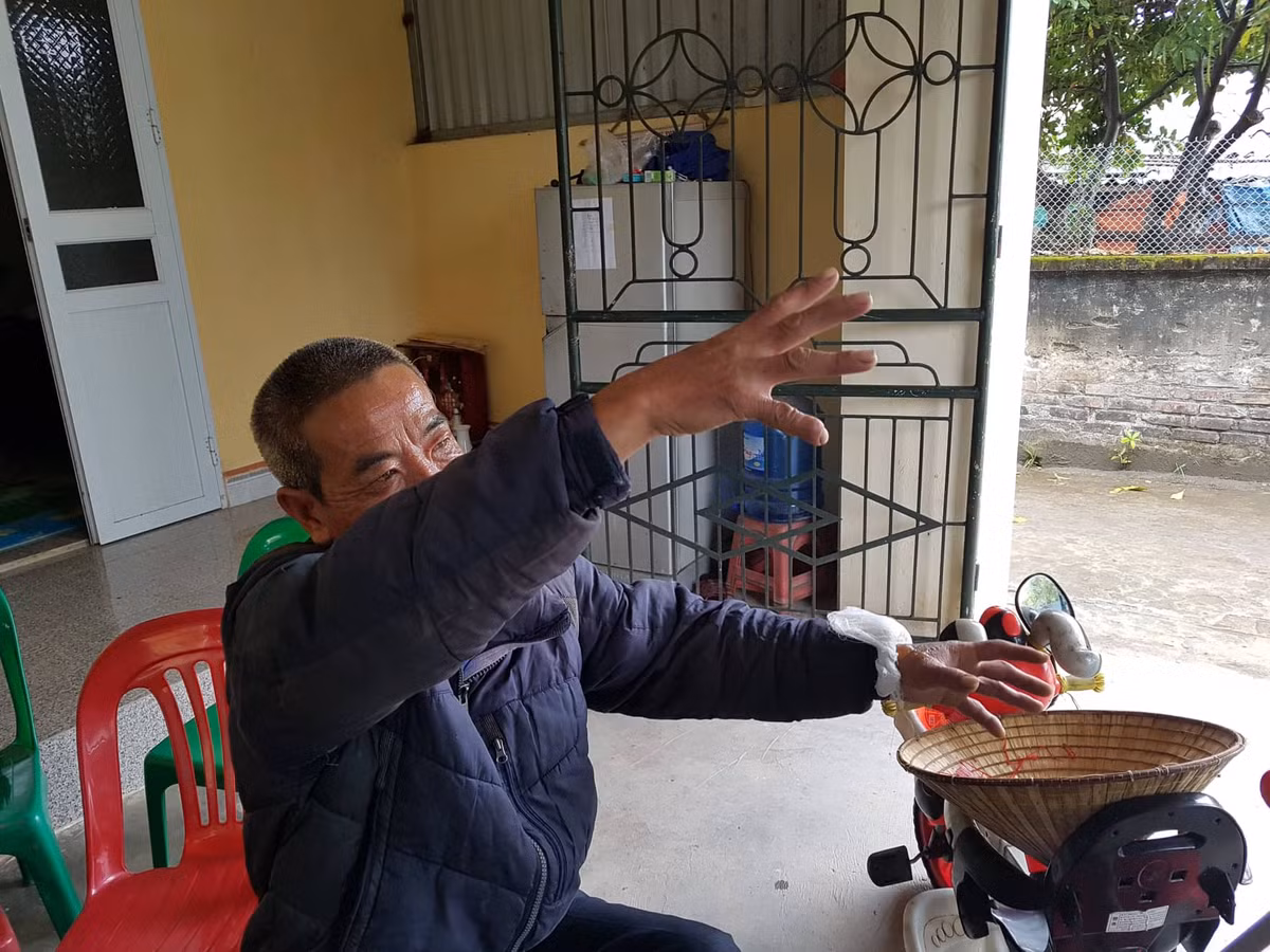 Hang xom that kinh ke lai giay phut chung kien con gai tuoi xang, dot me-Hinh-3