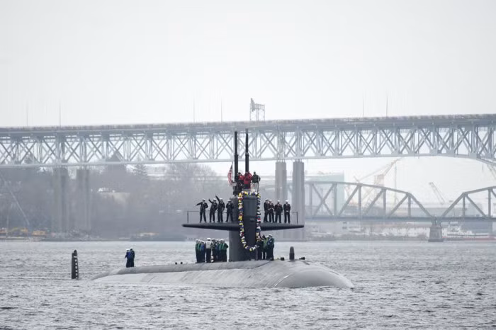 Cụ thể là tại những vùng biển mà Nga tuyên bố thuộc lợi ích của mình, nếu phát hiện thấy chiến hạm hay máy bay đối phương hoạt động cận kề thì ngay lập tức Moskva sẽ đưa tiêm kích hoặc tàu chiến tới để ngăn chặn.