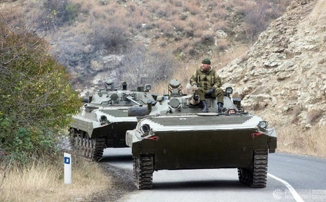 Theo Avia-pro, cuộc phục kích Quân đội Nga được thực hiện chủ yếu bằng các vũ khí nhỏ, hạng nhẹ. Tuy nhiên vẫn chưa có bằng chứng cụ thể để đánh giá tình hình trong khu vực, điều này đặt ra một số câu hỏi về độ tin cậy của các thông tin mới được đưa ra về vụ tấn công.