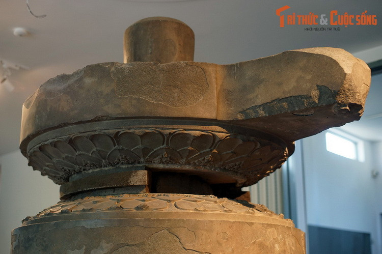 Các chuyên gia đánh giá đài thờ Trà Kiệu là hiện vật tiêu biểu cho sự tồn tại của một khu kinh thành và thờ tự của Chăm Pa có tên gọi là Simhapura cách đây 1.000 năm (ngày nay thường được gọi là thành cổ Trà Kiệu).