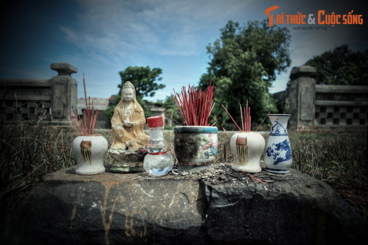 Mục đích của đàn Xã Tắc là để tế cúng thần đất (xã) và thần ngũ cốc (tắc). Lúc xây đàn, triều đình nhà Nguyễn đã huy động tất cả dinh trấn trong cả nước cống nạp đất sạch để đắp. Bởi vậy, có thể coi đàn Xã Tắc là tượng trưng cho đất đai cả tổ quốc.