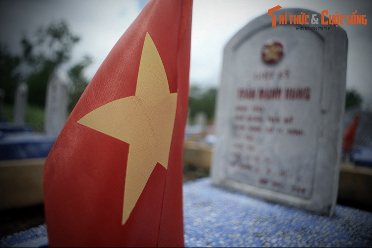 Đường 9 đã đi vào huyền thoại của quân và dân ta trong cuộc kháng chiến chống Mỹ bởi những chiến công oanh liệt, đỉnh cao là chiến thắng lẫy lừng Đường 9 – Nam Lào, đập tan cuộc hành quân Lam Sơn 719 của kẻ thù năm 1971.