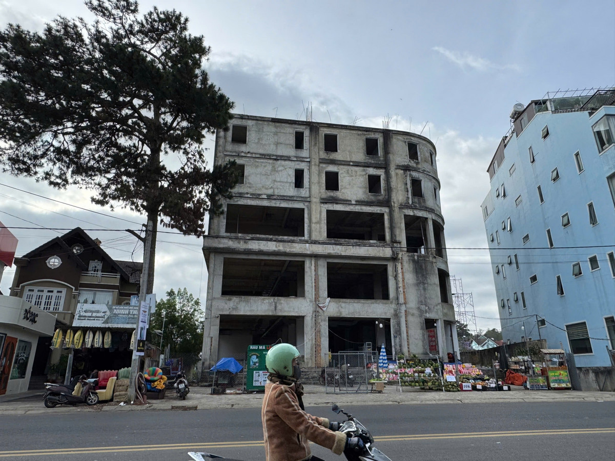 Lâm Đồng: Chấm dứt hoạt động Siêu thị du lịch làng nghề Lam Dong: Cham dut hoat dong Sieu thi du lich lang nghe