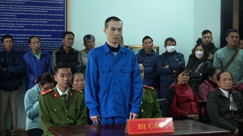 Mâu thuẫn khi tham gia giao thông, nam thanh niên dùng dao giết người Mau thuan khi tham gia giao thong, nam thanh nien dung dao giet nguoi