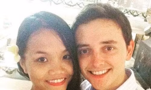 Dau viet tiet lo soc chuyen lay chong Tay