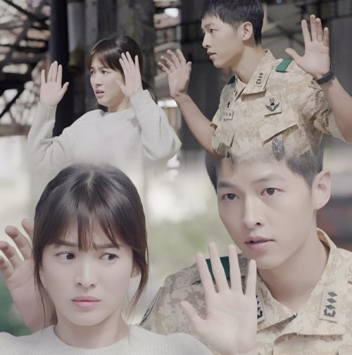 Song Joong Ki tham gia bộ phim đầu tiên - Hậu duệ mặt trời, sau khi xuất ngũ.