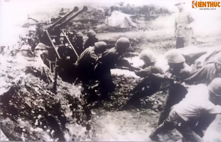 Theo đó chính các trận địa pháo phòng không đa tầng, đa lớp của quân và dân ta mới là điều khiến giặc lái Mỹ kinh hồn bạt vía trong suốt 12 ngày đêm, khi chúng thực hiện Chiến dịch Linebacker II trên toàn miền bắc.