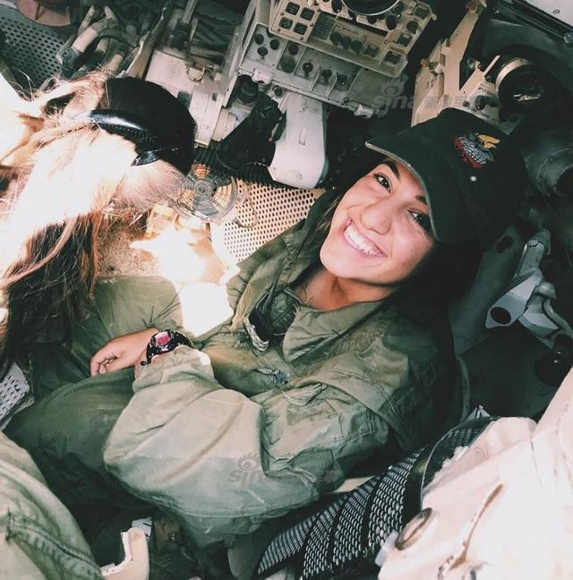 Cũng nên nhớ rằng, công nghệ xe tăng Israel không hề thua kém Nga, Mỹ, thậm chí ở một số điểm còn vượt trội. Nguồn ảnh: Sina.