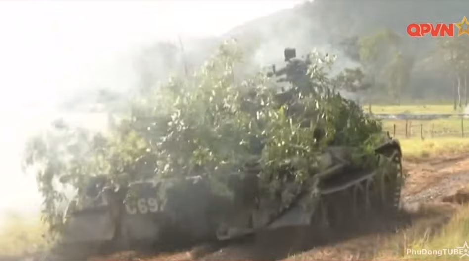 Được ra đời từ năm 1950 tới nay, T-54/55 được xem là một trong những mẫu xe tăng chiến đấu chủ lực thành công nhất từng được Liên Xô sản xuất. Nguồn ảnh: QPVN.