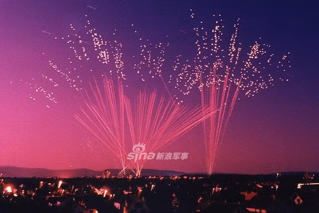 Lực lượng phòng không của Nam Tư trong trận chiến này đã chiến đấu ngoan cường, sử dụng nhiều loại vũ khí từ tối tân tới thô sơ để phản công lại lực lượng không quân Mỹ và NATO. Nguồn ảnh: Sina.