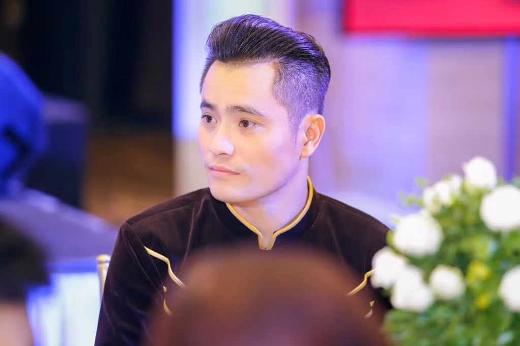 NTK Nhật Dũng thiết kế áo dài cho cuộc thi Miss Grand. Ảnh: NVCC.