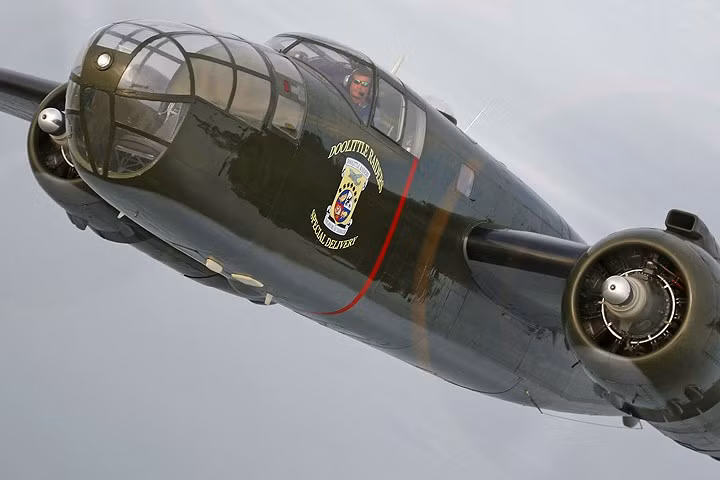 Máy bay B-25 nằm trong số các máy bay ném bom hạng trung 2 động cơ nổi tiếng nhất từng được sử dụng trong Thế chiến 2.