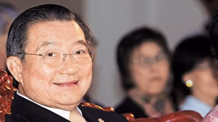 Vietnam Beverageđược xem là doanh nghiệp chịu sự chi phối của tỷ phú Thái gốc Hoa Charoen Sirivadhanabhakdi.