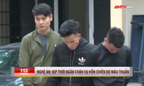 Các đối tượng bị áp giải.