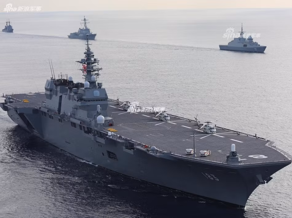 Hiện tại, Nhật Bản hiện có tổng cộng 4 tàu đổ bộ chở trực thăng bao gồm hai chiếc lớp Izumo là JS Izumo và JS Kaga (chiếc mới nhất) cùng với hai chiếc thuộc lớp Hyuga là JDS Hyuga và JDS Ise. Nguồn ảnh: Sina.