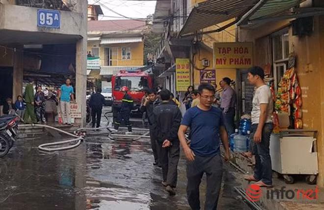 Nguyên nhân vụ cháy đang được cơ quan chức năng điều tra, làm rõ.