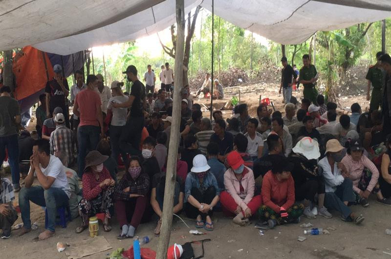  "Đánh mạnh" vào tệ nạn đánh bạc. Đã có hàng trăm vụ đánh bạc bị triệt phá tại các địa phương, bắt xử lý hàng trăm đối tượng liên quan trong năm 2020. Điển hình nhất là vụ phá sòng bạc quy mô lớn của lực lượng cảnh sát hình sự tại địa bàn giáp ranh giữa 3 tỉnh: huyện Định Quán (Đồng Nai), tỉnh Bình Thuận và Lâm Đồng bắt hơn 130 đối tượng, thu giữ hơn 350 triệu đồng vào đầu tháng 5/2020. Kết quả trong năm 2020, lực lượng công an đã phát hiện, bắt giữ 390 vụ, bắt xử lý hơn 2,2 ngàn đối tượng về hành vi đánh bạc, tổ chức đánh bạc (tăng hơn 200 vụ, hơn 1,2 ngàn đối tượng (hơn 145%) so với năm 2019); thu giữ hàng tỷ đồng.