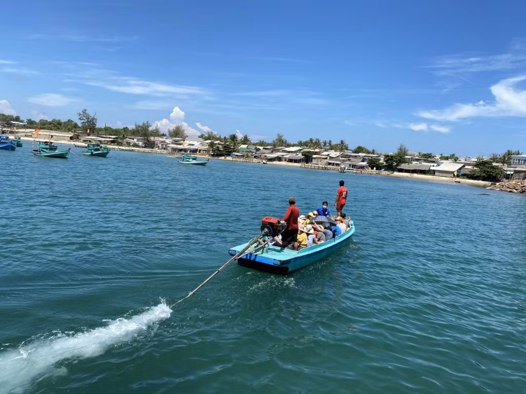 Truong thanh hon voi nhung chuyen du ngoan mua he-Hinh-2