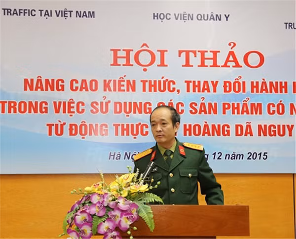  Đại tá, PGS.TS Nguyễn Tùng Linh - Trưởng phòng Khoa học Quân sự chịu trách nhiệm chính về các vi phạm, khuyết điểm của Phòng Khoa học quân sự và trách nhiệm người đứng đầu cơ quan quản lý nghiên cứu khoa học của Học viện đối với những vi phạm, khuyết điểm của Học viện Quân y trong thực hiện nhiệm vụ nghiên cứu chế tạo bộ sinh phẩm xét nghiệm Covid-19. Ông Linh đã tham mưu xây dựng, rà soát Thuyết minh đề tài, các hợp đồng với Bộ KH&amp;CN và Công ty Việt Á, văn bản đề nghị nghiệm thu giai đoạn 1 có nhiều vi phạm, khuyết điểm. 
