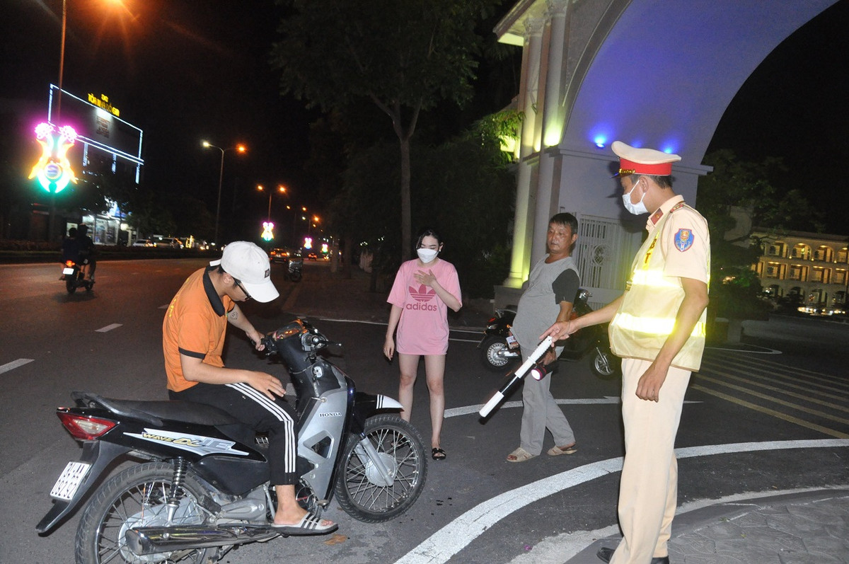 2 Tổ công tác 151 của tỉnh gồm các lực lượng: Cảnh sát giao thông - trật tự, Cảnh sát hình sự, Cảnh sát ma túy, Cảnh sát cơ động và Cảnh sát quản lý hành chính về trật tự xã hội; mỗi tổ công tác gồm 5 cán bộ. 30 Tổ công tác 151 thuộc Công an cấp huyện gồm các lực lượng: Cảnh sát giao thông - trật tự, Cảnh sát hình sự, Cảnh sát ma túy và Công an phường, xã; mỗi tổ đảm bảo từ 5-6 cán bộ. 