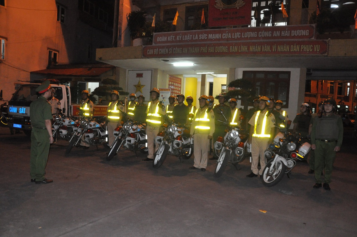 Tổ công tác 151 của Công an tỉnh Hải Dương có nhiệm vụ tuần tra, kiểm soát công khai, được trang bị đầy đủ vũ khí, công cụ hỗ trợ, phương tiện và được sử dụng đồng bộ các biện pháp nghiệp vụ để chủ động phát hiện, ngăn chặn, trấn áp và bắt giữ ngay các loại tội phạm và các hành vi vi phạm pháp luật trên các tuyến giao thông đường bộ, khu vực công cộng và địa bàn trọng điểm từ cấp tỉnh đến cấp xã, tập trung vào các hành vi: cướp tài sản, cướp giật tài sản, trộm cắp tài sản, vận chuyển hàng cấm, ma túy, tổ chức đua xe trái phép… 