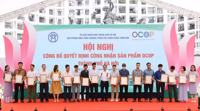 Ha Noi: Cong bo quyet dinh cong nhan 595 san pham OCOP nam 2021