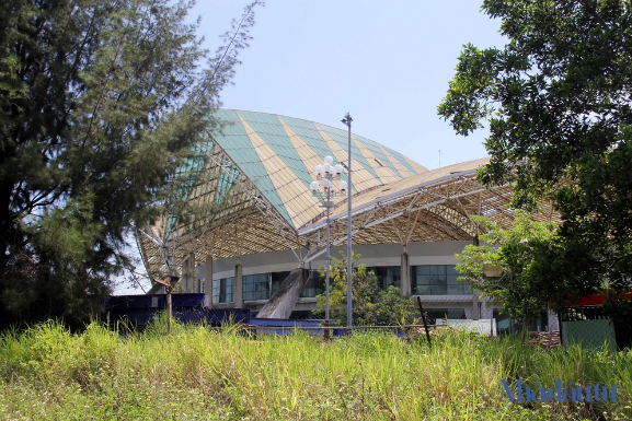 Tuy nhiên, việc bán Nhà biểu diễn đa năng là tài sản Nhà nước phải thực hiện bằng hình thức đấu giá công khai theo quy định. (Ảnh: Nhà đầu tư).