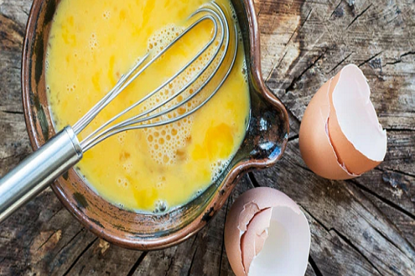 5. Trứng: Một số vitamin B nhất định - B6, B12 và axit folic - được biết là làm giảm mức độ của một hợp chất gọi là homocysteine trong máu. Mức độ cao của homocysteine có liên quan đến việc tăng nguy cơ đột quỵ, suy giảm nhận thức và bệnh Alzheimer.