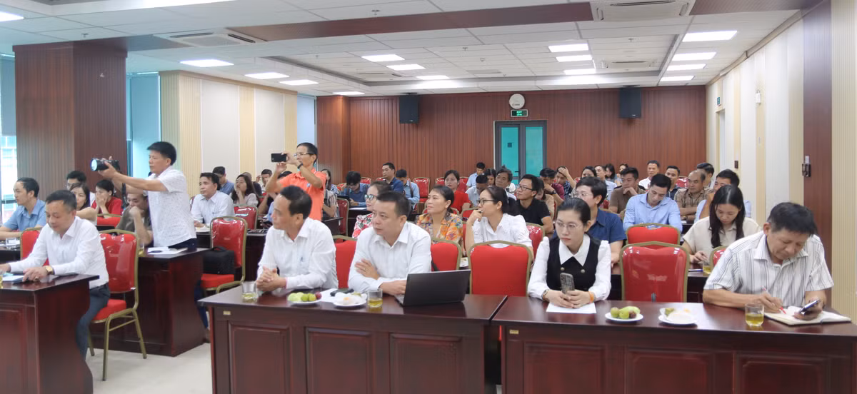 “Viet ve chay rung, phong vien nen ngui thay mui khoi”-Hinh-3