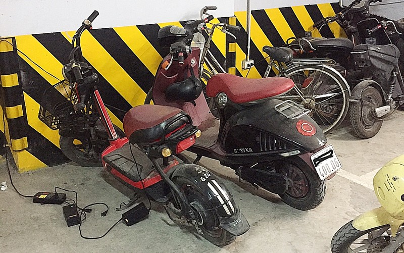 Cần sự hợp tác giữa các cơ quan chính phủ và ngành công nghiệp để đưa ra các quy định và biện pháp an toàn liên quan đến pin lithium-ion và xe điện.