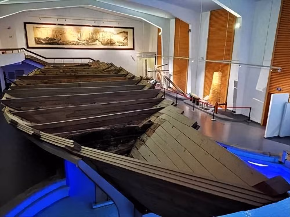 Mặc dù không có hình dáng hoàn hảo như các tàu hiện đại, nhưng kỹ thuật đóng tàu từ thời nhà Nguyên đã khiến những người đóng tàu hiện đại phải kính phục.