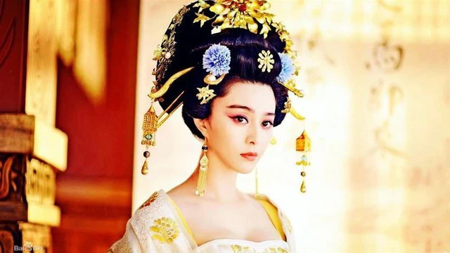 Điều này đã dẫn đến việc giới quan thần phải chấp nhận việc Võ Tắc Thiên nhiếp chính triều chính.