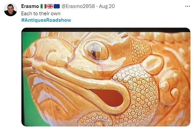 Vị chuyên gia định giá món đồ này khoảng 600 - 900 bảng Anh (tương đương 18 - 27 triệu VNĐ), nhưng nếu có người thích thú, giá có thể cao hơn. Người đàn ông Scotland đã bị sốc khi nghe giá trị này và tỏ ra vui mừng.