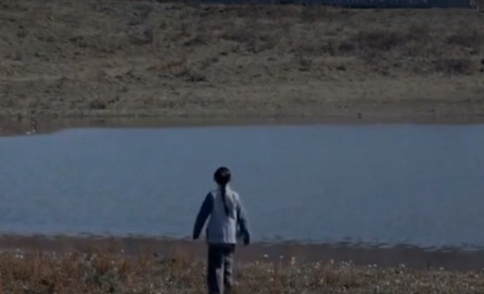 Các chuyên gia cũng nói rằng ngọc cổ thật yêu cầu độ tinh xảo cao trong việc điêu khắc, trong khi viên ngọc của Han tương đối thô.