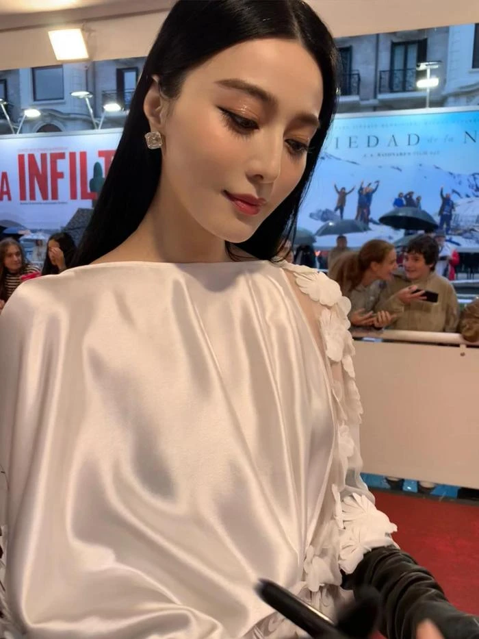 Pham Bang Bang bat bai duoi ong kinh 'hung than'-Hinh-3