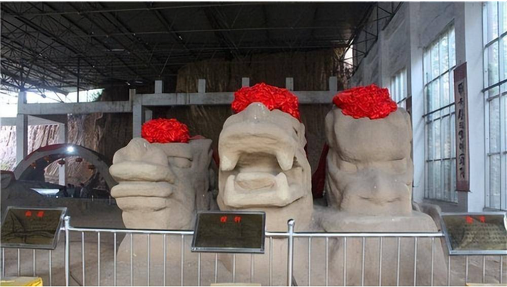 Hầu hết các chuyên gia tin rằng những con rồng đá này là tạo hóa của thiên nhiên. Các nghiên cứu cấu trúc địa tầng cho thấy, bề mặt của các cột đá chứa dấu vết của đại dương cổ đại, có thể chúng được hình thành do sự kết dính đá vôi của các con sông cổ đại.