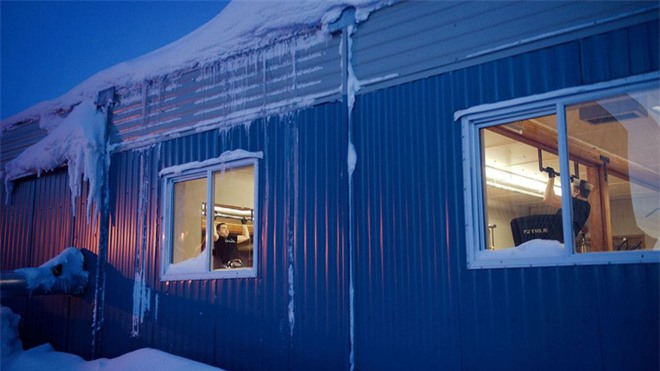 Cuối cùng, nhờ sự phát triển của công nghệ hiện đại, con người đã tìm ra cách tiến hành khai thác mỏ vàng Kupol.