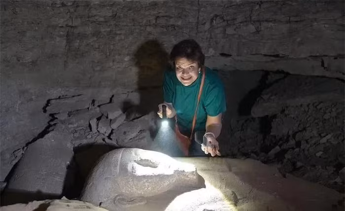 Ptah-em-wia đã đảm nhận nhiều vai trò quan trọng, bao gồm giám sát gia súc của ngôi đền và chịu trách nhiệm về lễ vật thần thánh cho các vị thần.