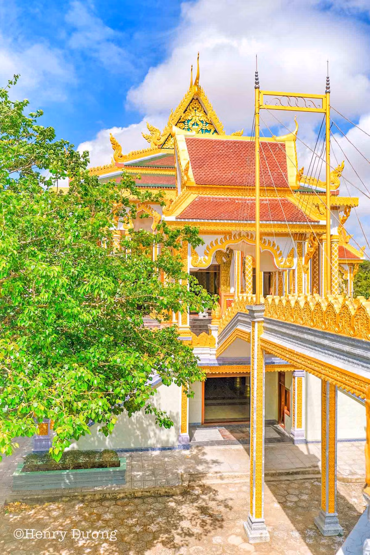 Ve Soc Trang, tham chua Ta Mon ruc ro sac vang-Hinh-2