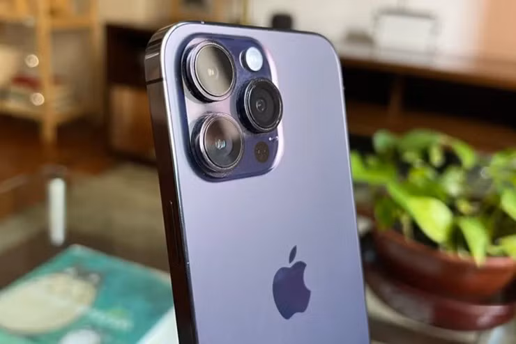 Mô-đun máy ảnh trên iPhone 15 Pro Max sẽ lớn hơn đáng kể so với iPhone 15 Pro và các phiên bản Pro Max trước.