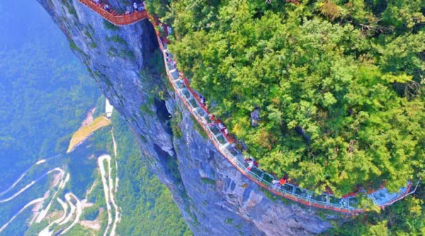 Nhung cung duong du lich man nhan, tao nen chuyen di “chang giong ai“-Hinh-2