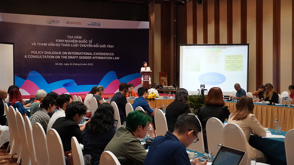 Việt Nam đã có nhiều bước tiến trong việc xoá bỏ kỳ thị đối với cộng đồng LGBT, trong đó phải kể đến, điều 37 của Bộ luật Dân sự (sửa đổi năm 2015) đã công nhận quyền được chuyển đổi giới tính.