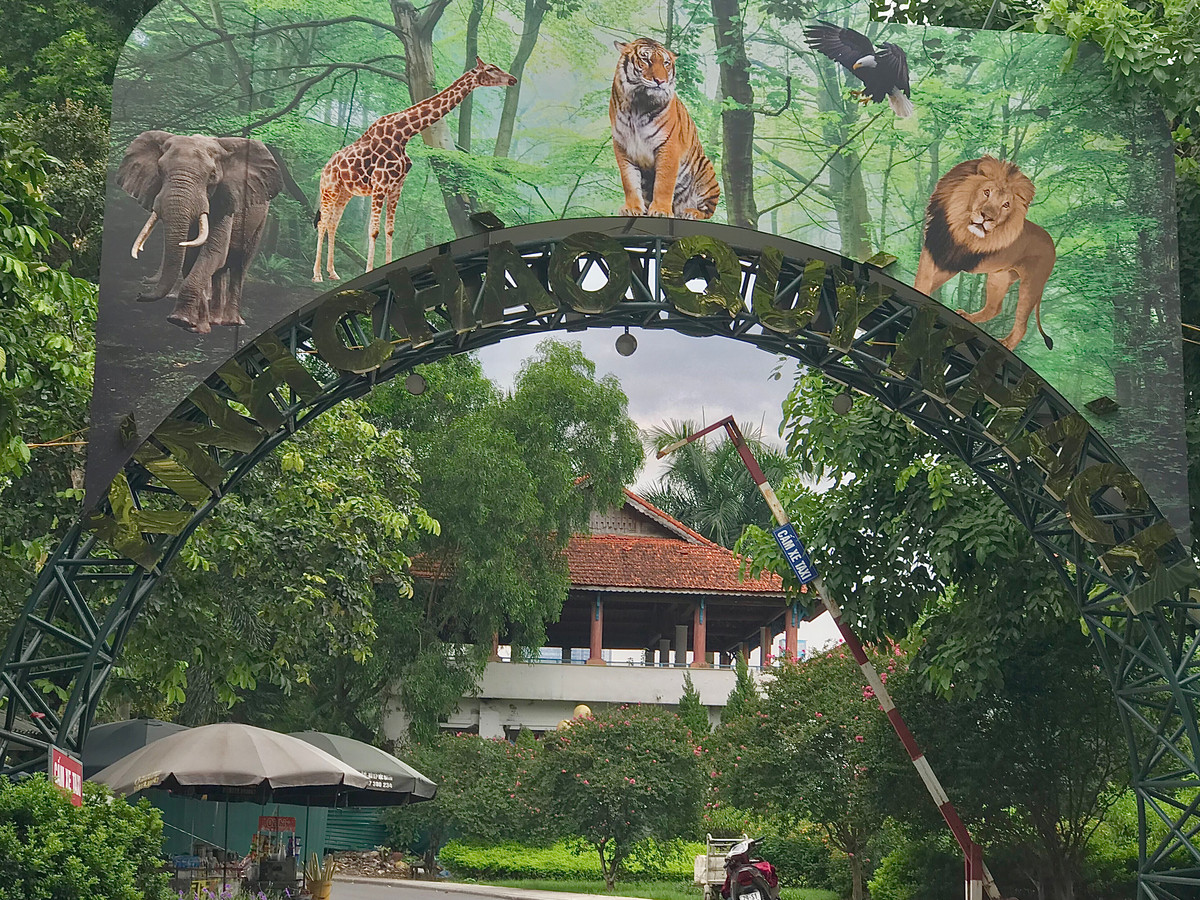 Toan canh 3 cong vien lon o Ha Noi truoc ngay duoc cai tao