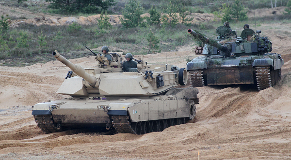 Hệ thống nạp đạn tự động của PT-91 được đánh giá là hoạt động ổn định giúp xe có thể khai hỏa với tốc độ từ 8 tới 10 viên mỗi phút.