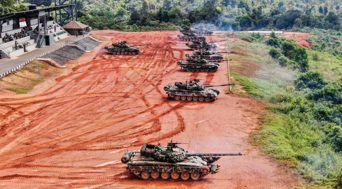 Quá trình chế tạo PT-91 kéo dài từ năm 1991 đến tận năm 2002, với tổng số 232 chiếc xuất xưởng.