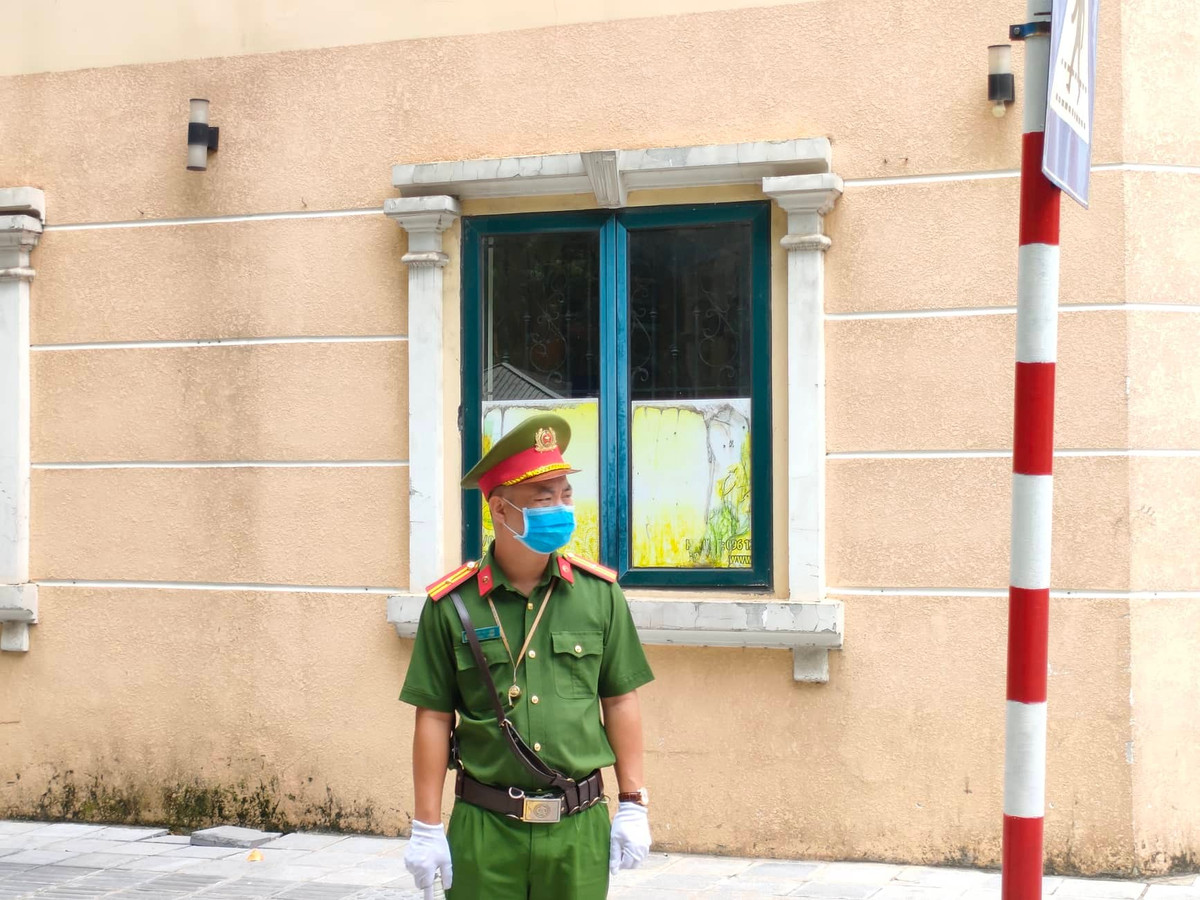 Nghiêm trang lễ tiễn đưa 3 chiến sĩ PCCC hy sinh Nghiem trang le tien dua 3 chien si PCCC hy sinh