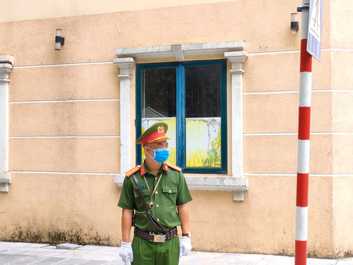 Nghiem trang le tien dua 3 chien si PCCC hy sinh