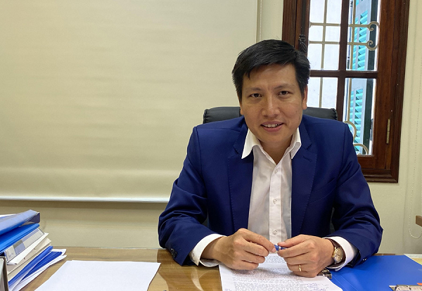 3. Đỗ Hoàng Tùng (1980) - Phó Cục trưởng Cục Lãnh sự, Bộ Ngoại giao, bị khởi tố ngày 27/1/2022 vì tội "Nhận hối lộ". (Ảnh: Dân việt)